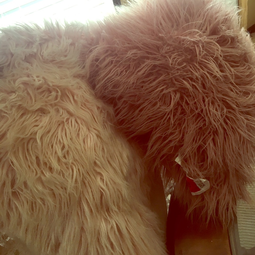 Fuzzy rug and pillow